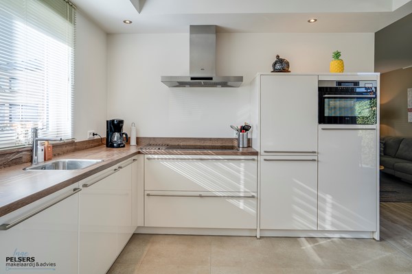 Medium property photo - Gouverneur Van Hovelllaan 28, 5953 CV Reuver